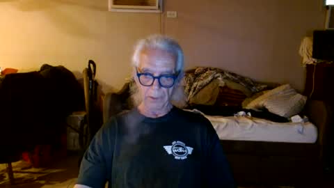 tom112292014 online show from June 26, 2026, 11:03 am