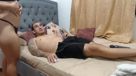 Snapshot of tom_and_lazzie chatting on December 17, 2025, 2:50 am tom and lazzie online show from December 17, 2025, 2:50 am