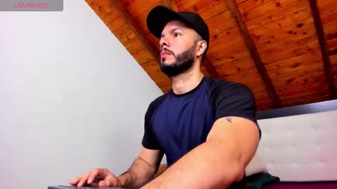 Snapshot of tom_bailey_ chatting on February 23, 2026, 12:35 pm online show from February 23, 2026, 12:35 pm