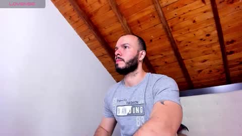 Snapshot of tom_bailey_ chatting on March 16, 2026, 12:42 pm online show from March 16, 2026, 12:42 pm