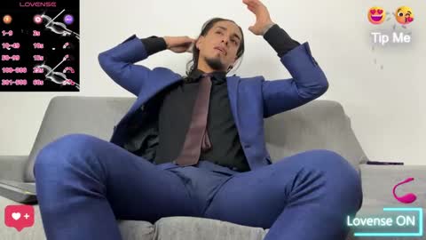 Snapshot of tom_blunt96 chatting on September 13, 2025, 7:57 pm TOM online show from September 13, 2025, 7:57 pm