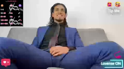 Snapshot of tom_blunt96 chatting on September 18, 2025, 4:20 pm TOM online show from September 18, 2025, 4:20 pm