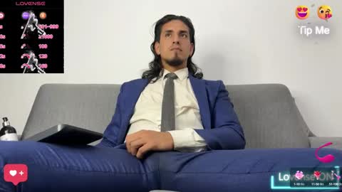 Snapshot of tom_blunt96 chatting on September 30, 2025, 8:03 pm TOM online show from September 30, 2025, 8:03 pm