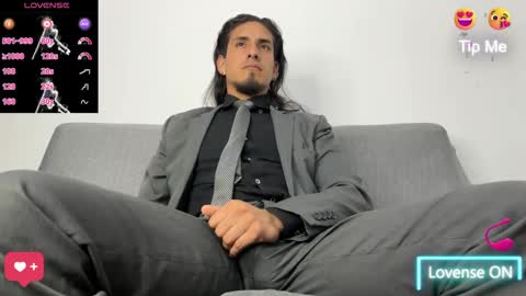 Snapshot of tom_blunt96 chatting on October 11, 2025, 11:36 pm TOM online show from October 11, 2025, 11:36 pm