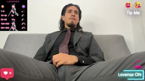 Snapshot of tom_blunt96 chatting on October 16, 2025, 7:59 pm TOM online show from October 16, 2025, 7:59 pm