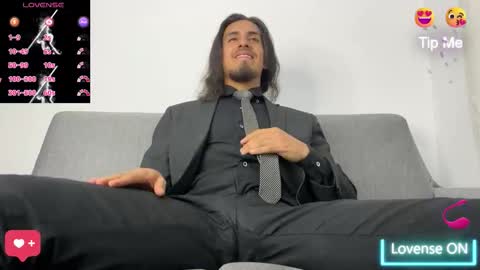 Snapshot of tom_blunt96 chatting on October 23, 2025, 11:03 pm TOM online show from October 23, 2025, 11:03 pm