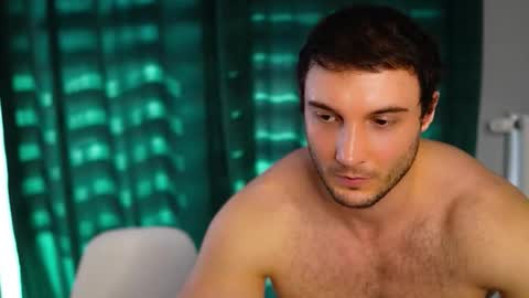 Tom online show from March 11, 2026, 8:20 am