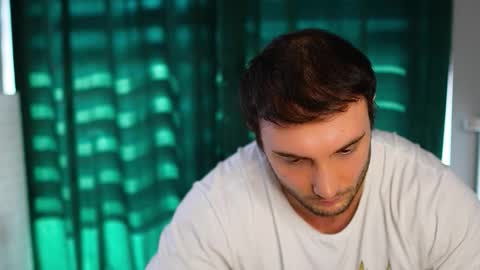 Tom online show from March 13, 2026, 8:21 am