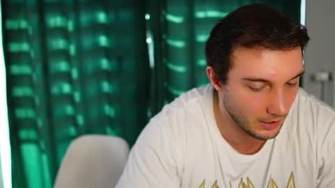 Tom online show from March 18, 2026, 7:11 am