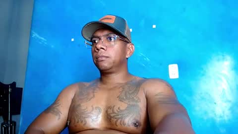 Snapshot of tom_miller chatting on November 6, 2025, 2:34 am Tom Miller online show from November 6, 2025, 2:34 am