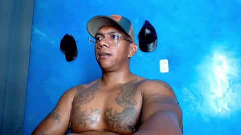 Snapshot of tom_miller chatting on November 14, 2025, 2:54 am Tom Miller online show from November 14, 2025, 2:54 am