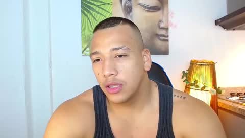 Tom muscle1 online show from December 16, 2024, 11:12 am