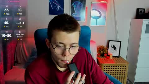 tomas_norton online show from May 1, 2026, 8:57 pm