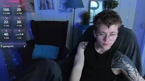 tomas_norton online show from June 26, 2026, 9:19 pm