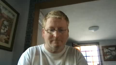 Hola online show from December 17, 2024, 11:27 pm