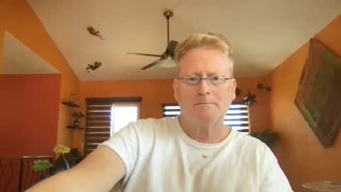 Hola online show from February 19, 2026, 6:48 pm