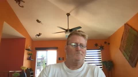 Hola online show from April 16, 2026, 5:36 pm