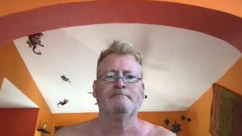 Hola online show from August 4, 2026, 4:20 pm