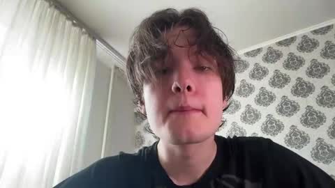 Snapshot of tomassdickpick chatting on April 1, 2026, 7:42 am Tomas online show from April 1, 2026, 7:42 am