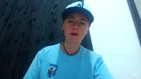 Blue online show from December 6, 2024, 9:21 am