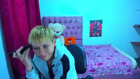 tomboygirl69 online show from January 4, 2025, 5:47 pm