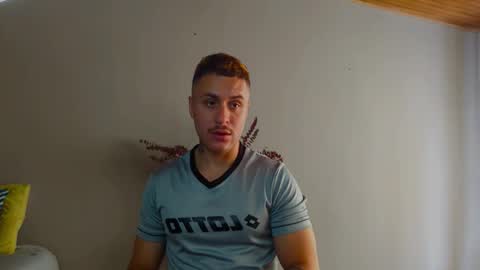 tomDavisXl online show from October 7, 2025, 4:26 pm