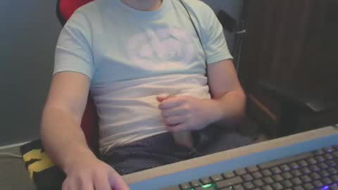 tomin3m online show from February 24, 2025, 7:30 pm