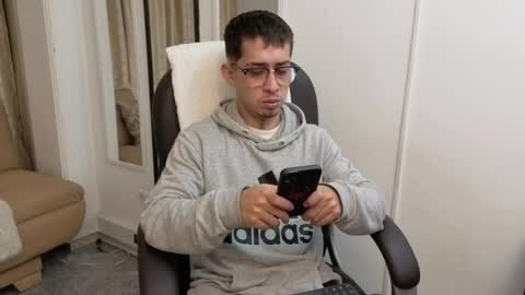 Tomas online show from March 10, 2026, 4:06 am