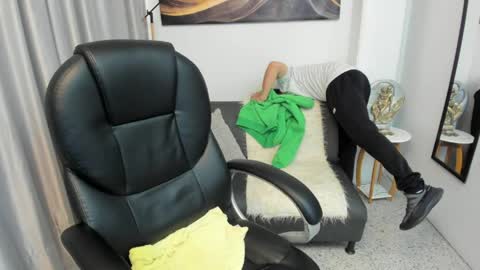 Tomas online show from May 5, 2026, 12:13 pm