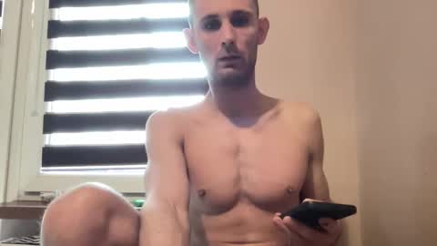 Snapshot of tommi77799 chatting on February 21, 2026, 9:10 am tommi77799 online show from February 21, 2026, 9:10 am