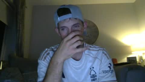 tommietommie123 online show from June 19, 2026, 10:13 pm