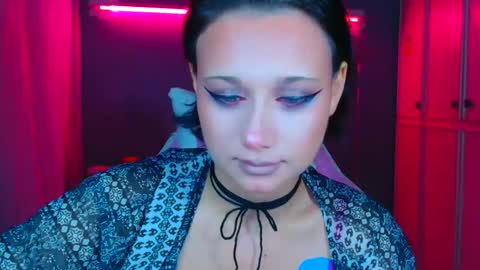 Snapshot of tommioo7 chatting on November 3, 2025, 10:53 pm Galadriel online show from November 3, 2025, 10:53 pm