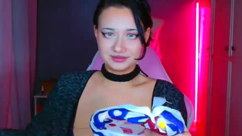 Snapshot of tommioo7 chatting on November 16, 2025, 3:39 pm Galadriel online show from November 16, 2025, 3:39 pm