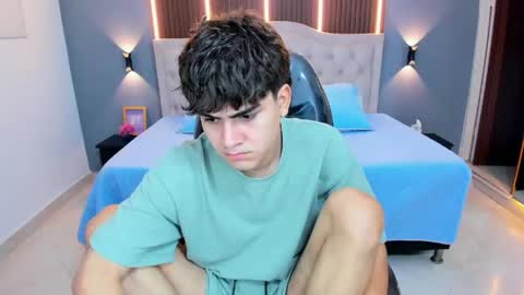 Tommy  online show from April 24, 2026, 3:53 am