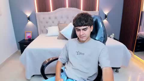 Tommy  online show from June 25, 2026, 5:12 am