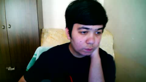 Snapshot of tommy99gg chatting on May 19, 2026, 11:49 am tommy99gg online show from May 19, 2026, 11:49 am