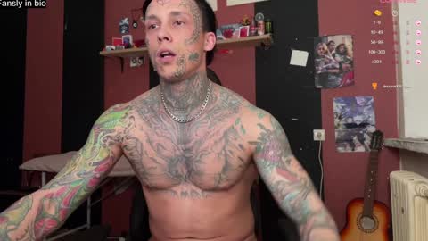 Snapshot of tommy__gun_ chatting on December 26, 2024, 3:10 pm Tommy and Katana online show from December 26, 2024, 3:10 pm