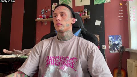 Snapshot of tommy__gun_ chatting on January 4, 2025, 10:27 am Tommy and Katana online show from January 4, 2025, 10:27 am