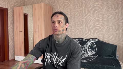 Snapshot of tommy__gun_ chatting on January 25, 2025, 8:53 am Tommy and Katana online show from January 25, 2025, 8:53 am