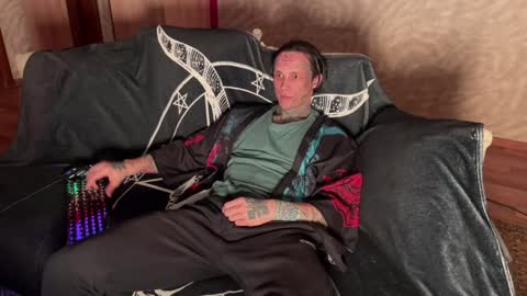 Snapshot of tommy__gun_ chatting on January 27, 2025, 3:18 pm Tommy and Katana online show from January 27, 2025, 3:18 pm