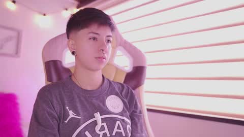 Blue  online show from March 9, 2026, 2:54 pm