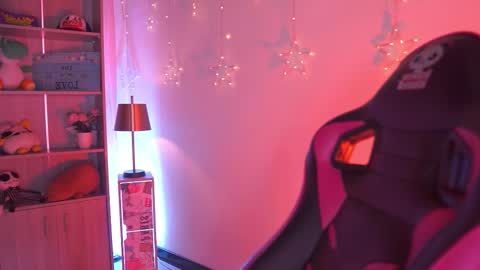 Blue  online show from March 21, 2026, 1:48 pm