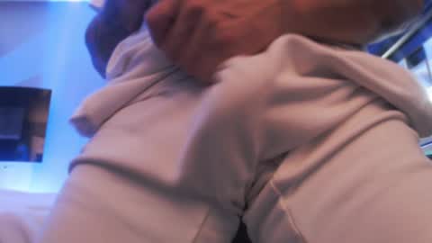 Snapshot of tommy_knuckles chatting on October 12, 2025, 6:12 am Tommy online show from October 12, 2025, 6:12 am