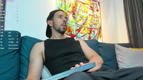 tommy_raym0ndg online show from February 11, 2026, 8:03 pm