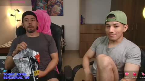 tommy_raym0ndg online show from April 28, 2026, 1:37 am