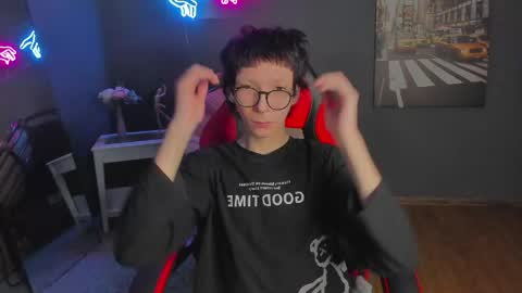 tommy_stars online show from April 24, 2026, 5:54 am