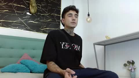 tommy_will online show from March 17, 2026, 3:55 am