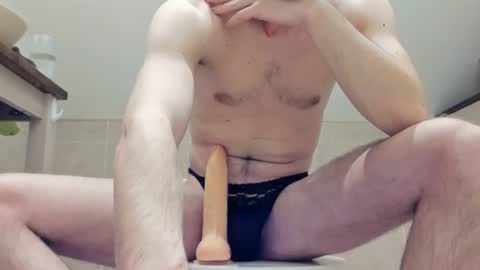 Tom online show from February 22, 2025, 8:42 pm