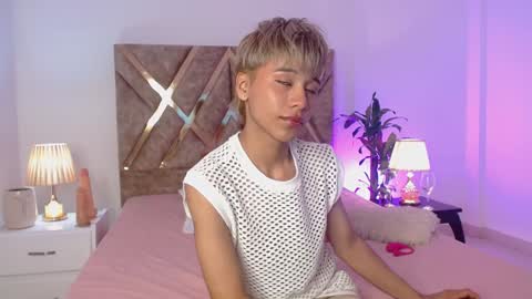 Snapshot of tommyfoxboy chatting on December 2, 2024, 2:41 pm Tommy Foxboy online show from December 2, 2024, 2:41 pm