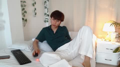 Snapshot of tommyfoxboy chatting on February 6, 2025, 4:14 pm Tommy Foxboy online show from February 6, 2025, 4:14 pm